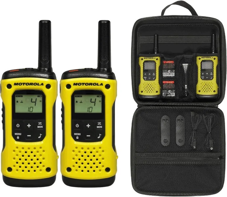 Set de 2 BUC Motorola TLKR T92 H2O Radiocomunicator Impermeabil cu Clasificare IP67, Putere de 0.5W, Lanternă LED Integrată și Alerta de Urgență